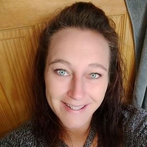 Meet your Posher, Bobbie